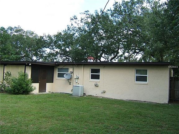 3rd image of 710 Humber Ln