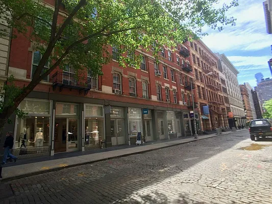 Rented by Sovereign Associates | media 29