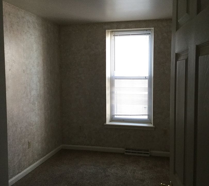 1st image of 46 S Earl St #1