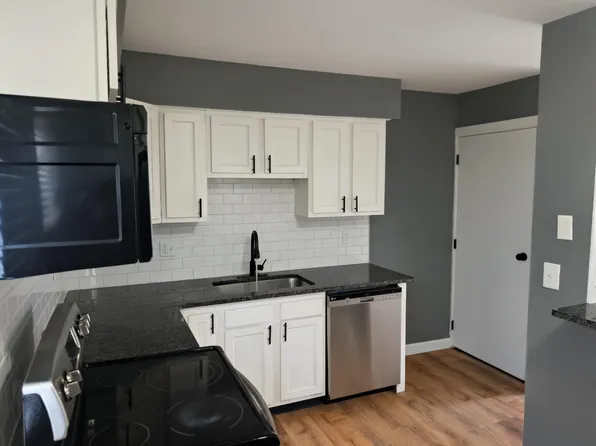 5726 Beechcroft Rd APT C, Columbus, OH 43229