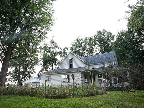 Luna Hill Farm-Home, front