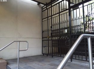 1535 SW Clay St APT 109, Portland, OR 97201