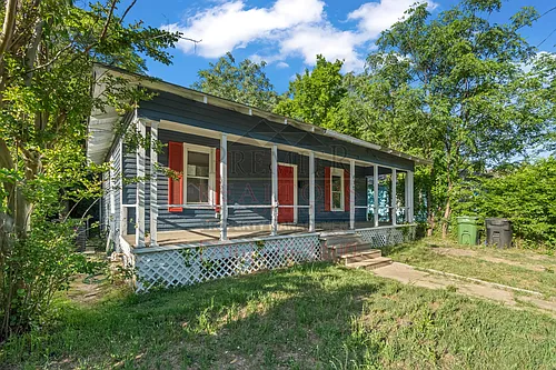 615 32nd St Photo 1