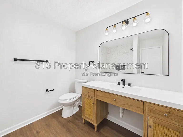 7030 Ewing Ave #7028 — Photo 16