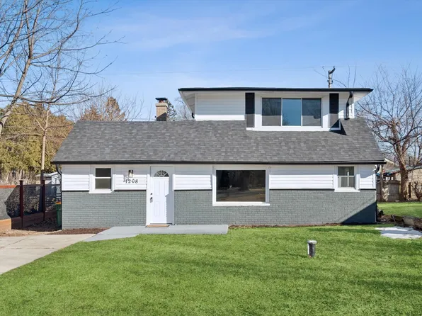 1208 S Union St, Aurora, IL 60505