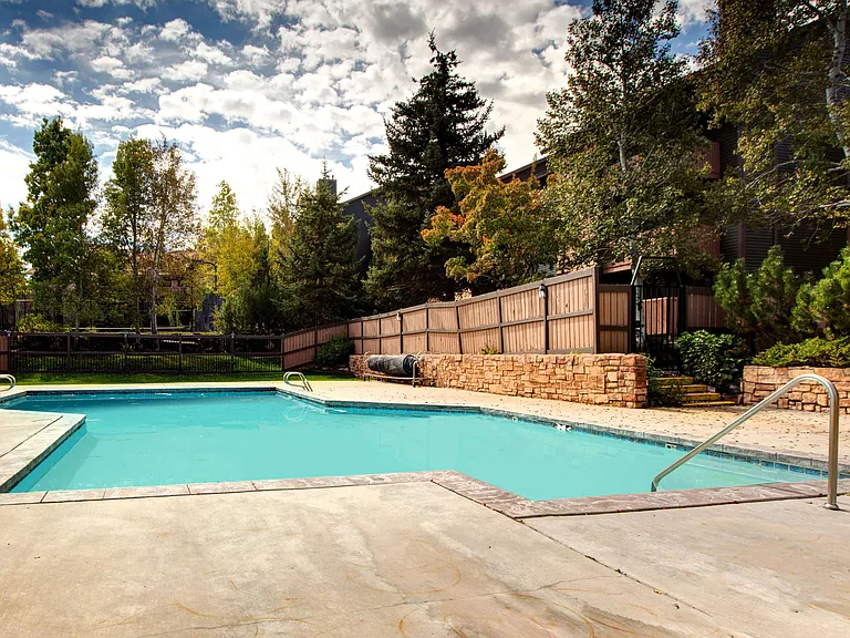 6905 N 2200 W #7B — Photo 27