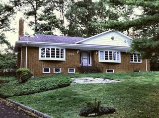 1495 Fox Trl, Mountainside, NJ 07092