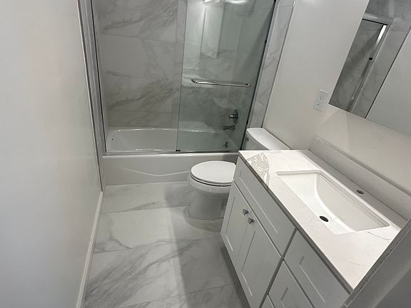 5th image of 1490 21st Ave #101