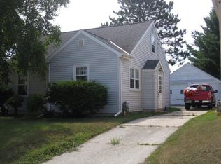 1307 21st St, Two Rivers, WI 54241