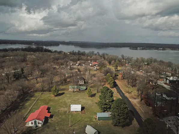 238 Parkway St, Disney, OK 74340