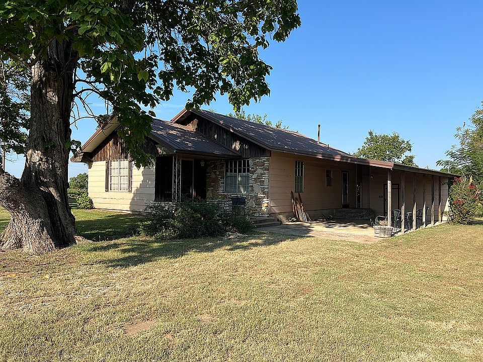Front side with carport