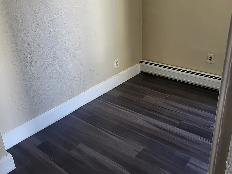 58 Continental Ave — Photo 5