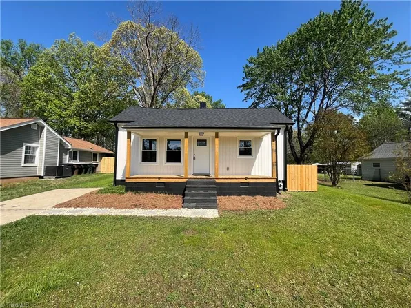 716 Pisgah Church Rd, Greensboro, NC 27455