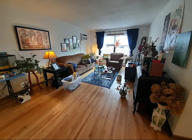 2 Bedroom living room
