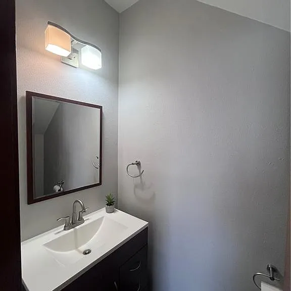 5204 W Napoleon Ave S #101 — Photo 5