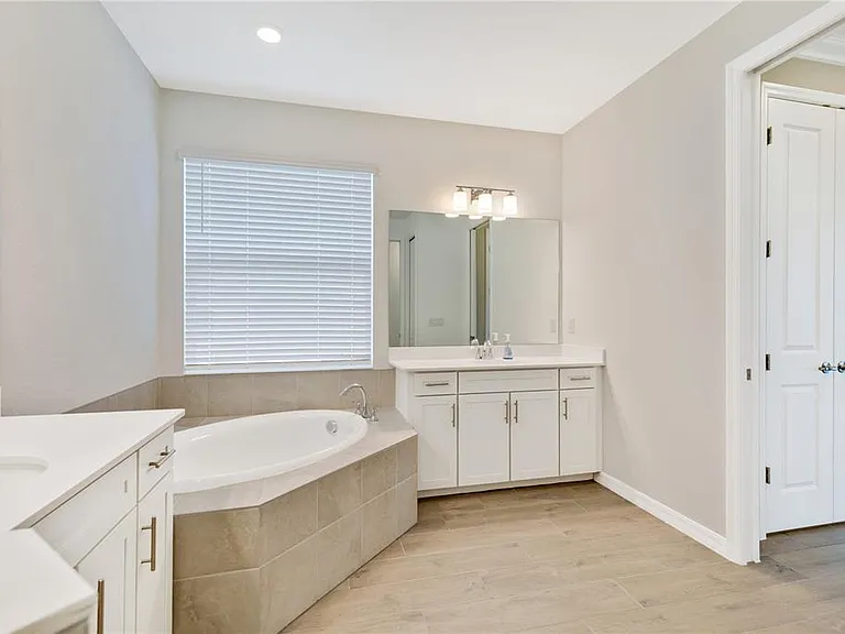 12584 Wellen Golf St — Photo 20