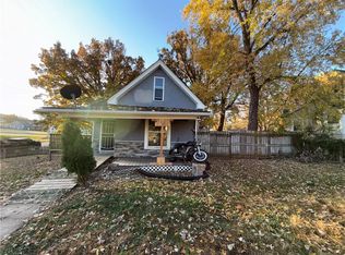 2405 Stewart Ave, Kansas City, KS 66104