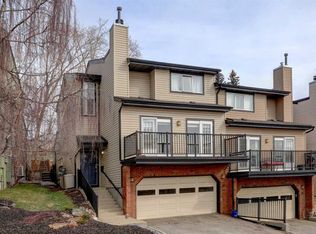 448 E Strathcona Dr SW #20, Calgary, AB T3H1M3