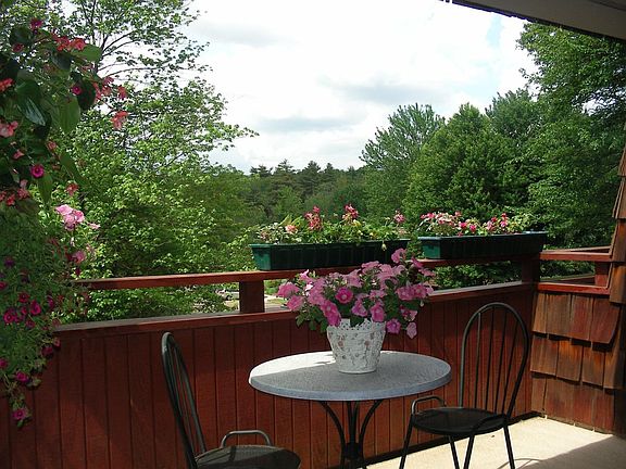 private deck / views