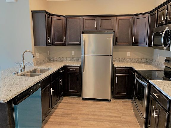 4th image of 5895 Otte Ct #113