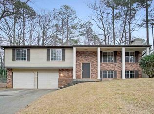 735 Stoneside Ct, Stone Mountain, GA 30083