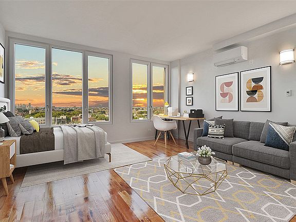 3rd image of 17 Somers St #4F