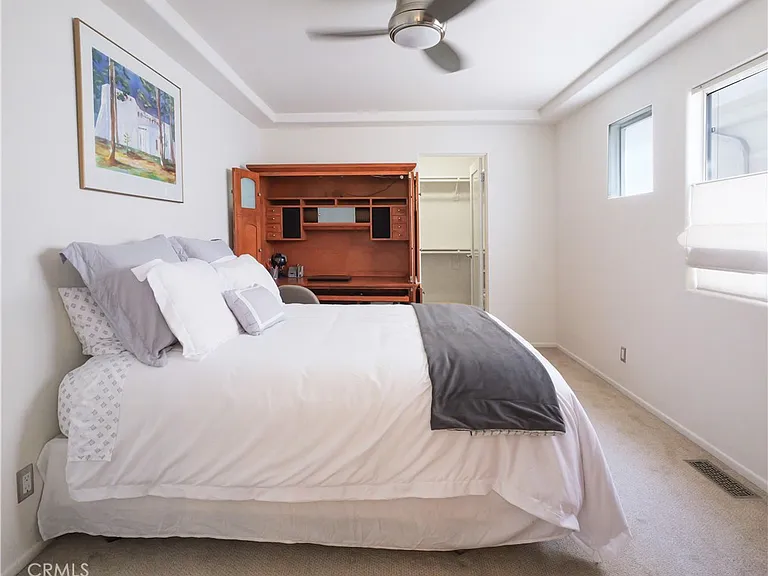 440 Marine Pl — Photo 30