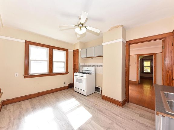 3rd image of 744 S 21st STREET #744A