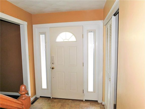 4th image of 1705 N Nightingale Dr