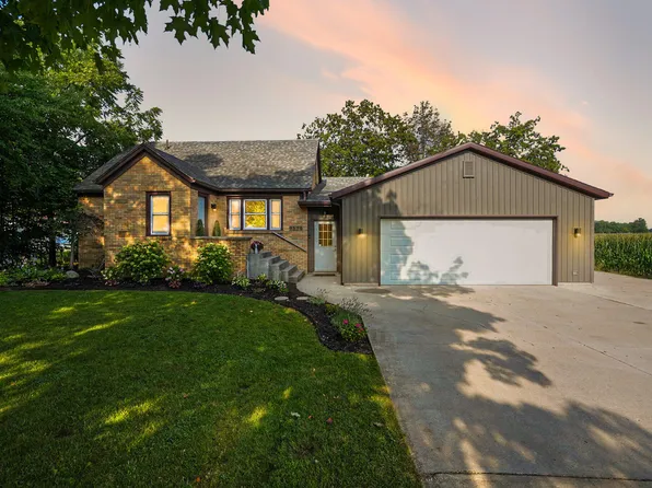 9379 Kalamazoo Ave SE, Caledonia, MI 49316