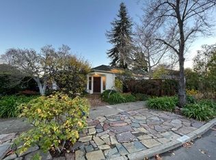 560 Miramonte Ave, Palo Alto, CA 94306