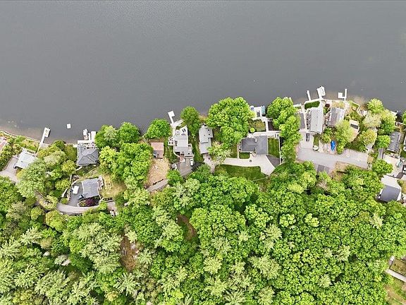 5th image of 27 North Shore Road