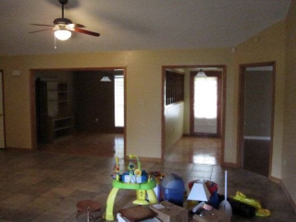 2nd image of 210 Willsbrook Dr
