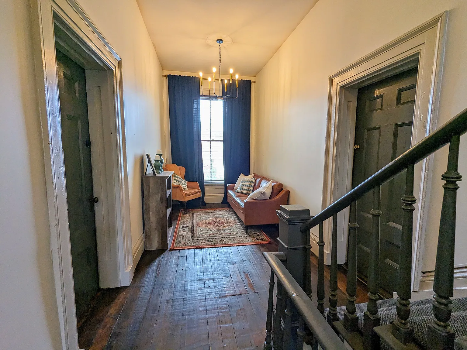 612 E Main St — Photo 1
