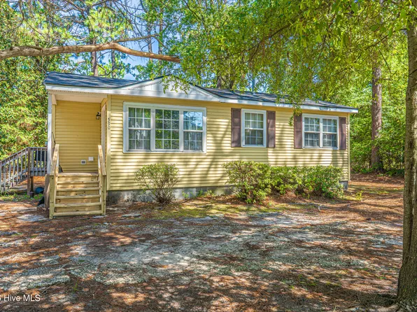 590 S Glover Street, Southern Pines, NC 28387