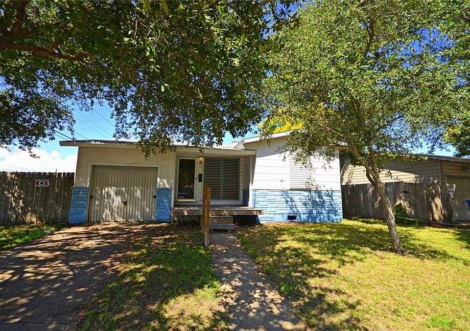 1st image of 1026 Campbell St