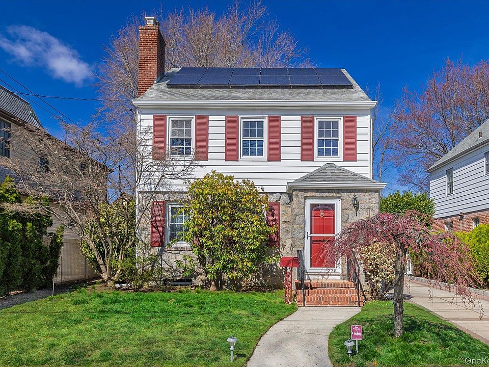 1st image of 107 Acorn Way
