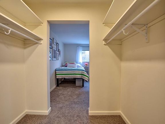 3rd image of 4485 Janice Lee Dr #E-201
