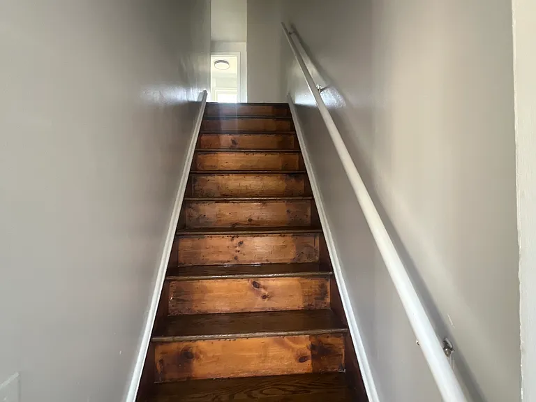Dock Street Apartments — Photo 8