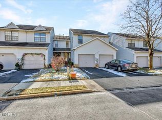 43 Chestnut Way #4-3, Englishtown, NJ 07726