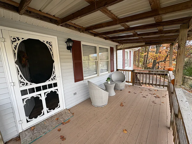 198 Harmony Dr — Photo 10