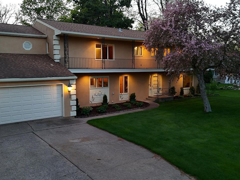 1st image of 1411 Riverview Dr