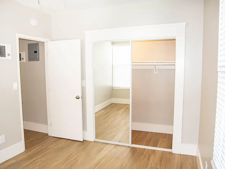 1665 9th Ave #5 — Photo 14