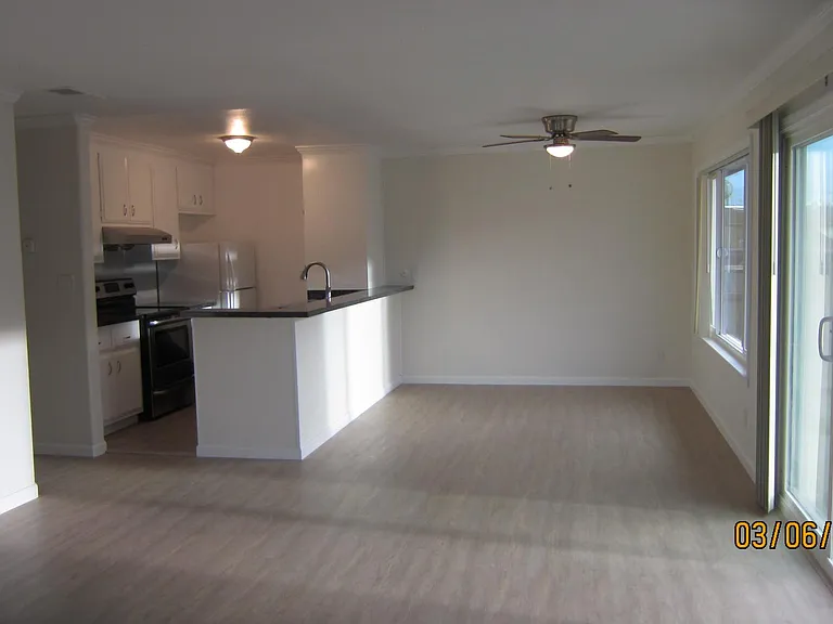 43122 Mayfair Park Ave — Photo 6