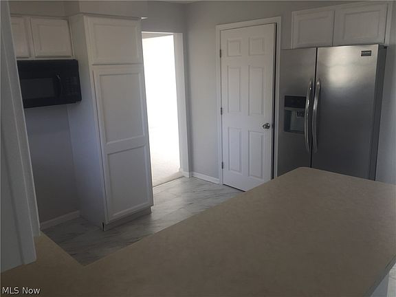 4th image of 19754 Echo Dr