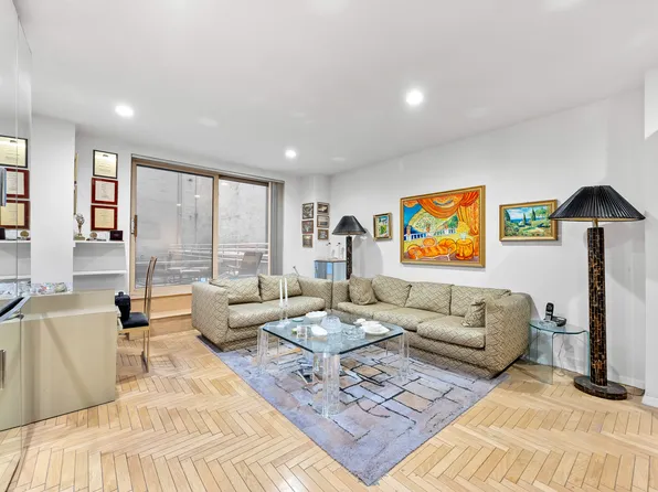 106 Central Park South image 1 of 14