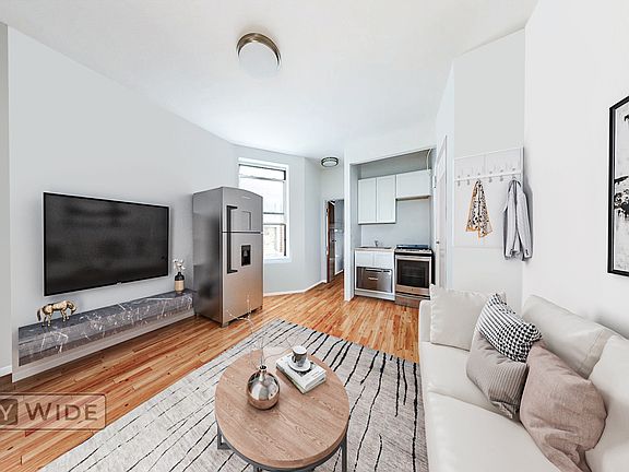 2nd image of 24 King St APT 23