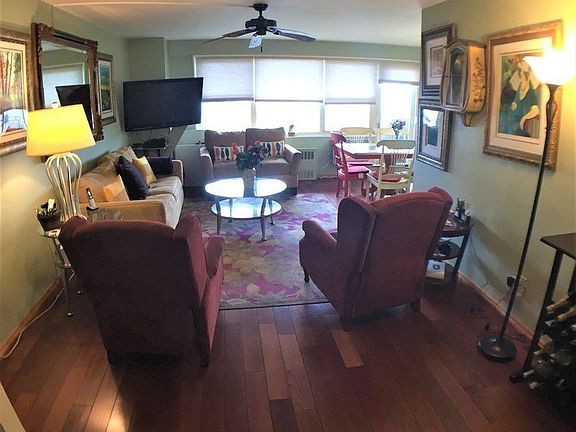 2nd image of 2940 W 5th St APT 17G