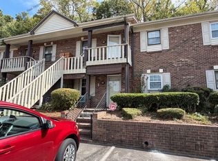 243 Olde Vineyard Ct, Winston Salem, NC 27104