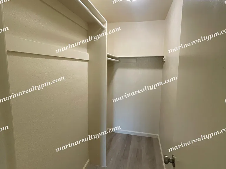 1220 Dana Dr #J — Photo 6